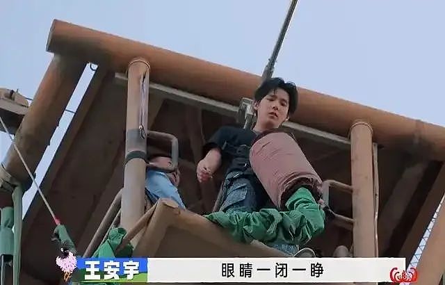 网红景区都在卷的“窝囊旅游三件套”，发朋友圈丢人、但自己爽翻（组图） - 26