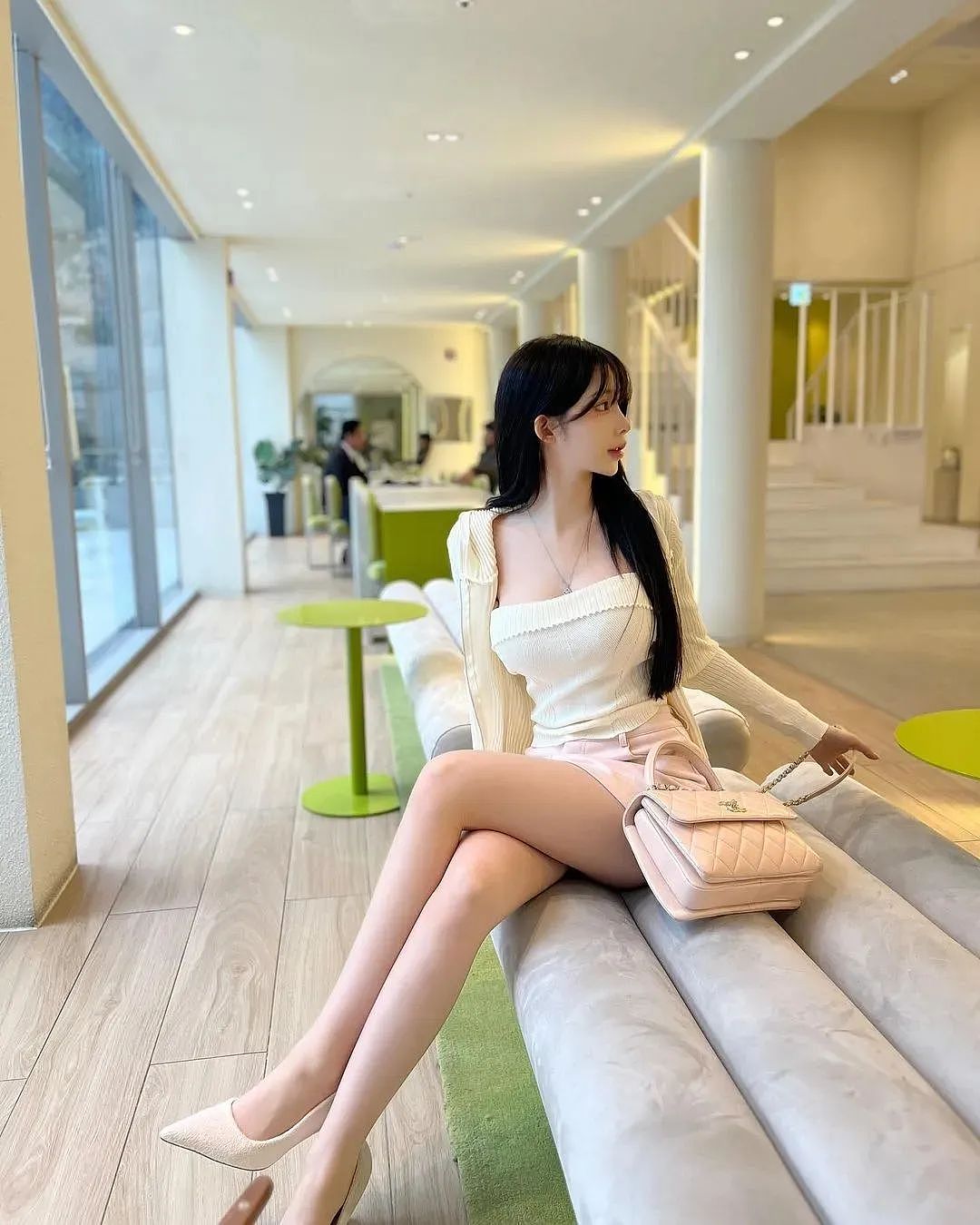 【美女】韩国的顶级网红美女！又甜又辣，极致腰臀比（组图） - 5