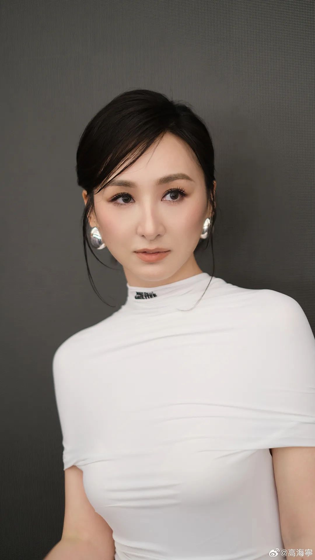 39岁知名女演员确诊！“很接近死亡”，热播剧拍摄期间曾发病（组图） - 3