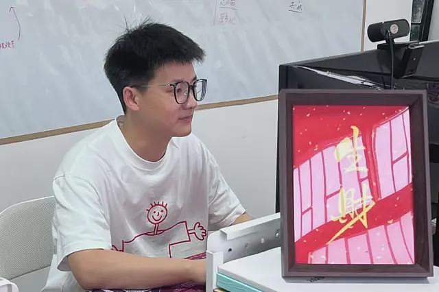 “回不去的体面”:失业浪潮下中国年轻人为何“假装上班”(组图) - 5