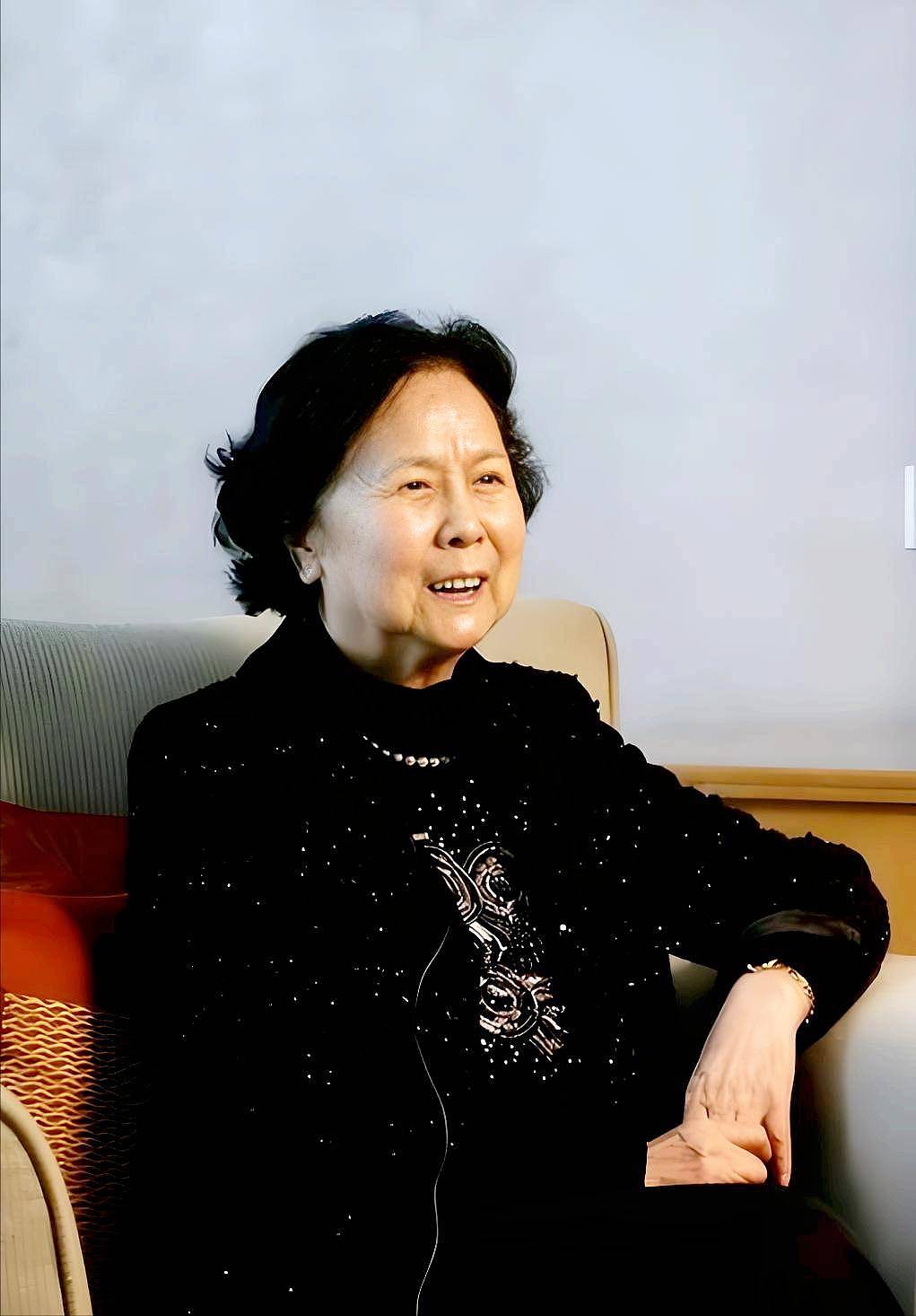 他是央视高级摄像，是名导杨洁的小丈夫，以特殊方式怀念亡妻（组图） - 25