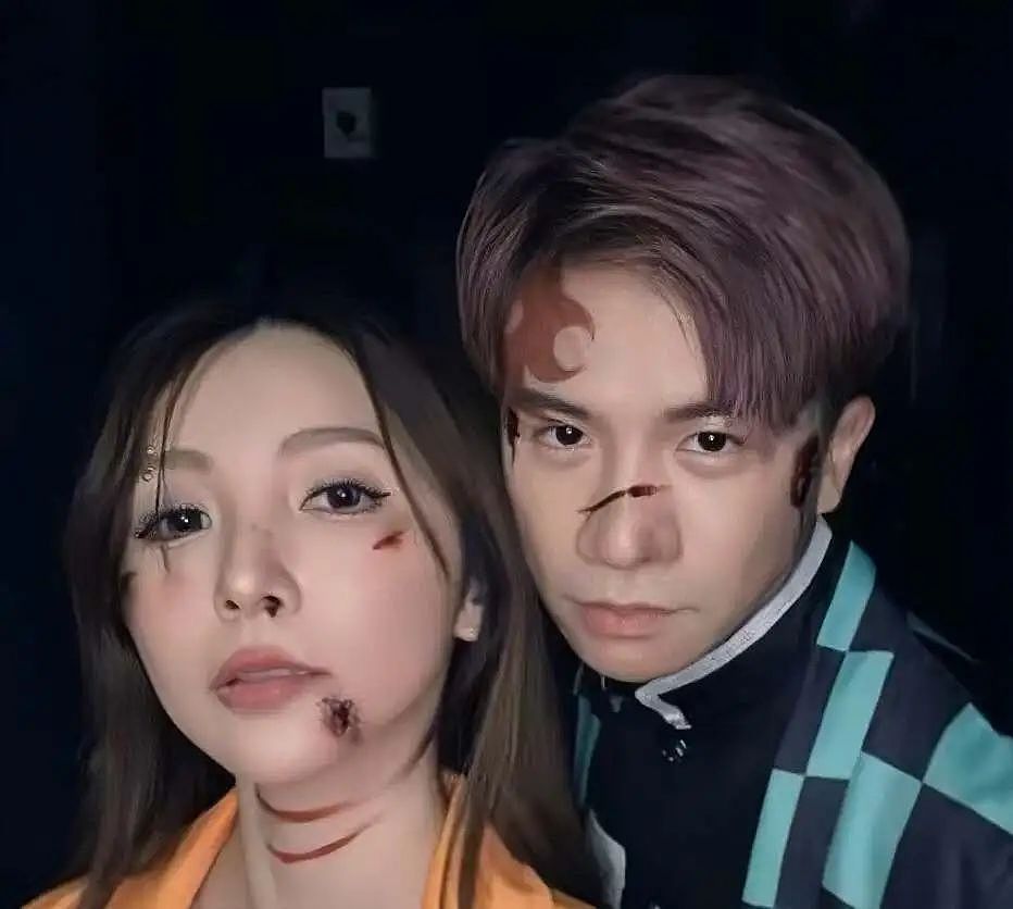 香港知名歌手疑因出轨结束四年恋情，女友连夜搬出爱巢，曾被曝亲密吻照（组图） - 5