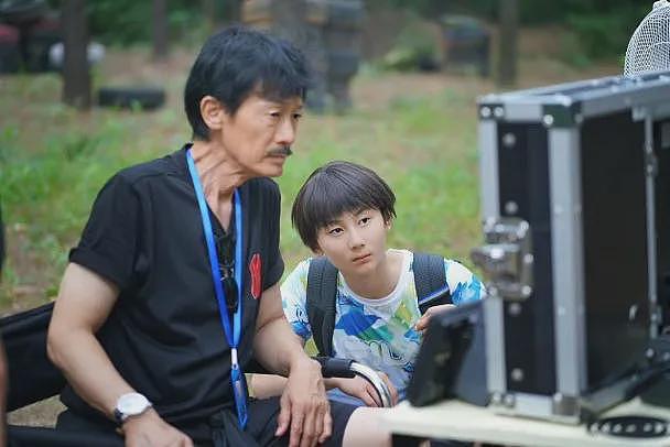 香港影坛最后一位全才：捧红成龙、王家卫，却历经人生悲苦（组图） - 37