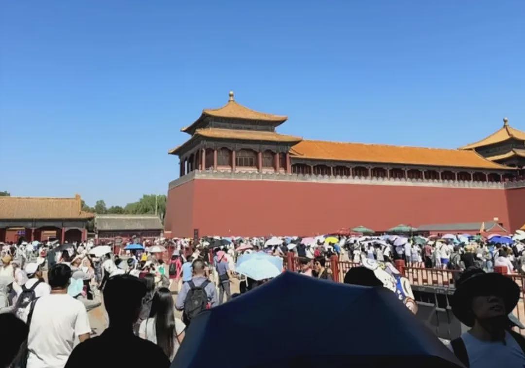 央视封神第一!3.7亿最贵“假画”,看哭无数网友:中国美才是世界巅峰(组图) - 7