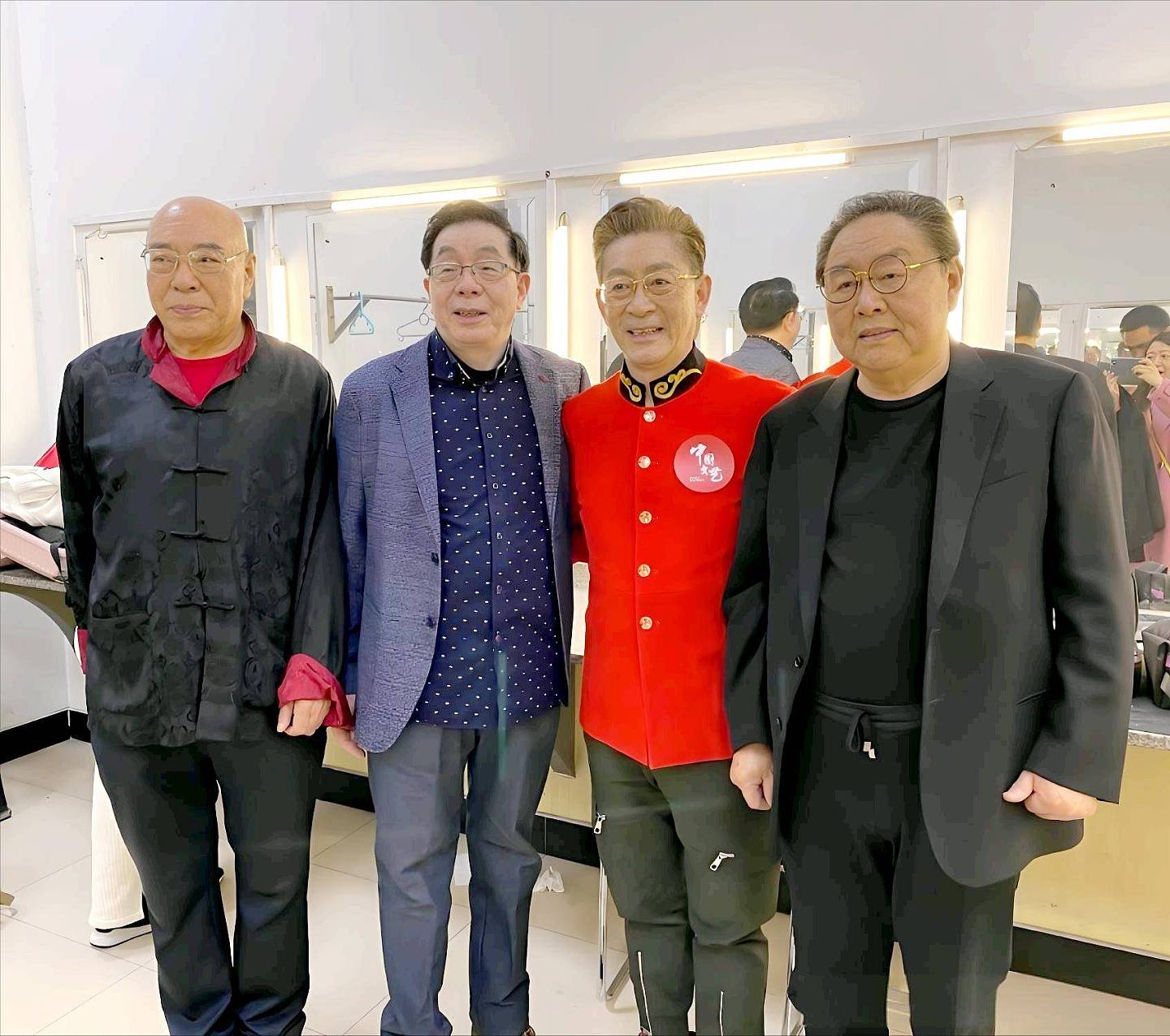 他是央视高级摄像，是名导杨洁的小丈夫，以特殊方式怀念亡妻（组图） - 28