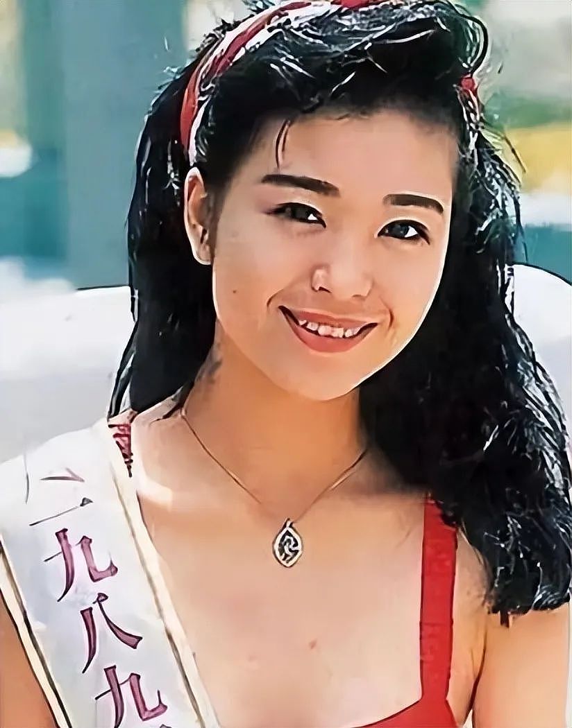 56岁TVB前花旦晒“冲凉片段“,湿身零赘肉身材惊呆网友,状态超年轻人(组图) - 6