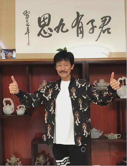 香港影坛最后一位全才：捧红成龙、王家卫，却历经人生悲苦（组图） - 31