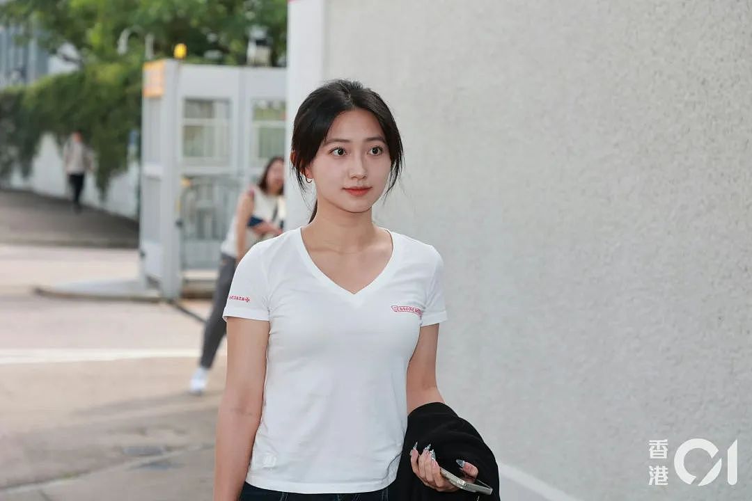 这居然是今年的港姐？网友：要被港媒淬了毒的小嘴笑晕哈哈哈……（组图） - 13
