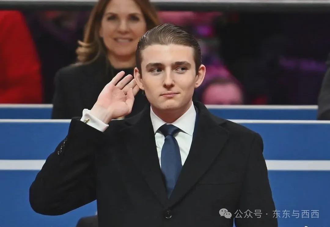 巴伦从精致男孩变油腻小哥，19岁狂赚4000万美元，还找了女友……（组图） - 21