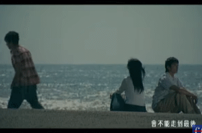 恭喜成功复出!因杀人而入狱、受伤成“玻璃人”、未婚生子拒负责、还承认自己是双性恋?(组图) - 40
