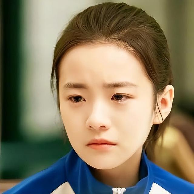 不装了！25岁“京圈公主”李庚希非主流造型曝光，染红发穿黑丝（组图） - 8