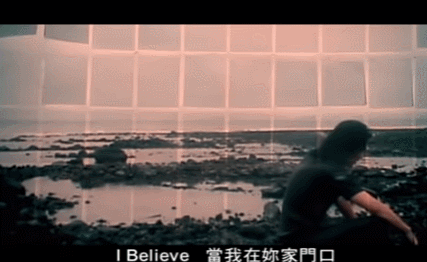恭喜成功复出!因杀人而入狱、受伤成“玻璃人”、未婚生子拒负责、还承认自己是双性恋?(组图) - 26