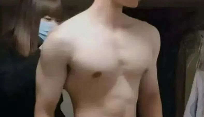 南京伪娘阿红，为什么能吸引这么多男的睡觉？（组图） - 9