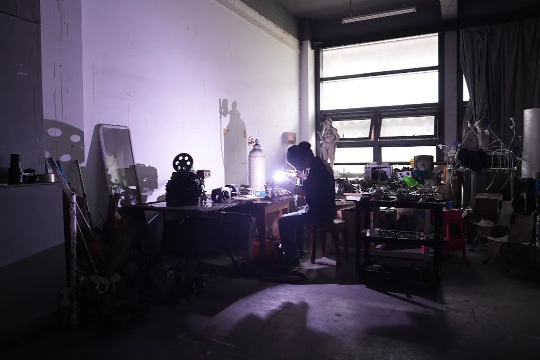 2025毕业季最大黑马：32岁硕士毕业，作品一周爆火（组图） - 24