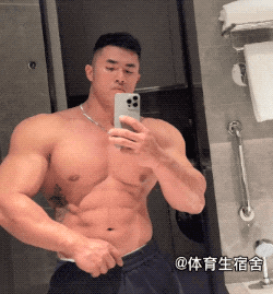 【帅哥】这位肌肉教练竟因太大而遭嫌弃,网友:我要我要(组图) - 3