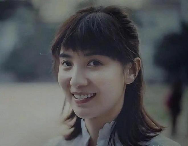 知三当三、陪睡上位、和五婚导演恋爱，宋佳的这些标签哪个是真的（组图） - 8