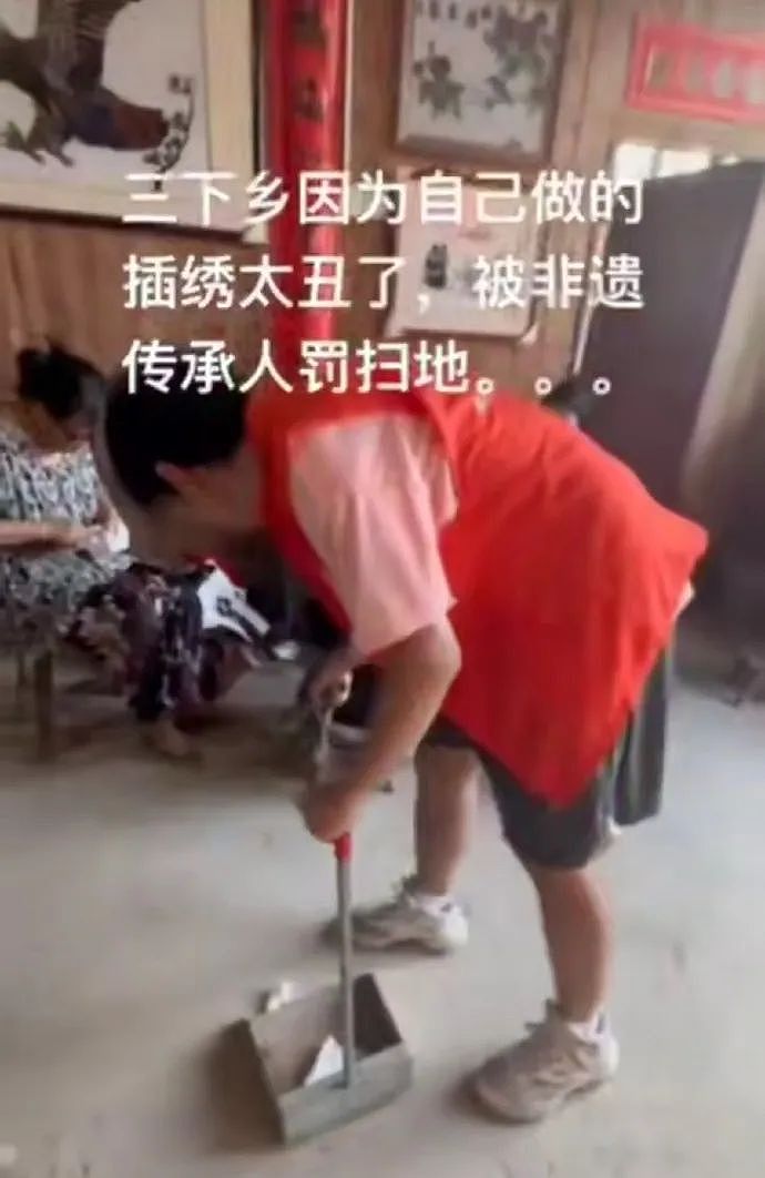 【爆笑】儿子刚出生时因为太帅在网上引起轰动,大家都说长大会变丑,没想到他现在长这样...(组图) - 6