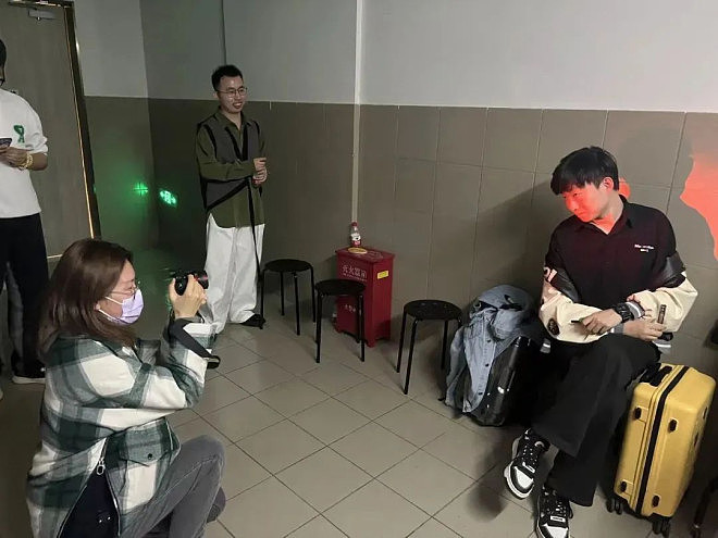 学历最低的脱口秀黑马：别瞧不起我们中专生（组图） - 4