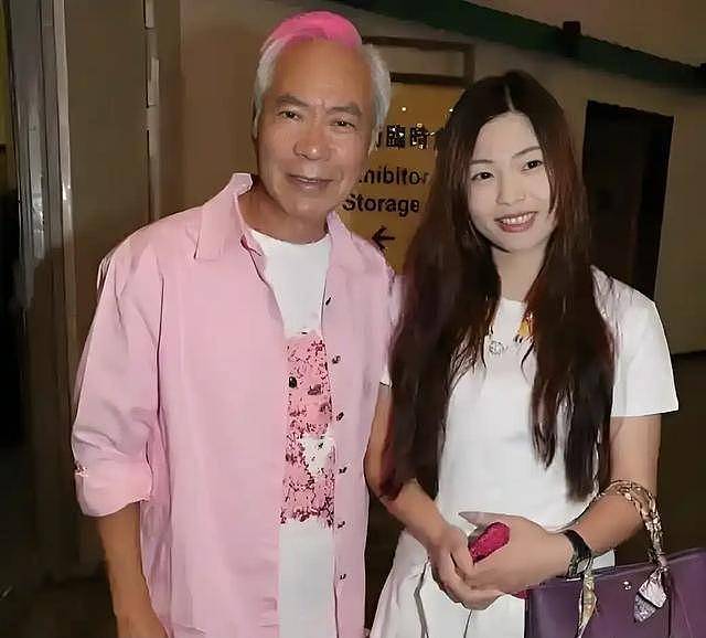 知名港星接小36岁女友出狱！二人相拥而泣（组图） - 2