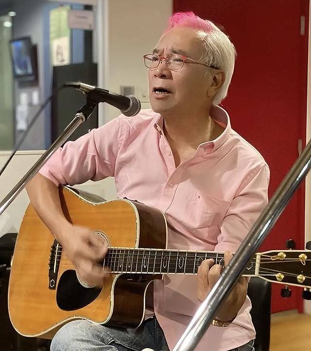 知名港星接小36岁女友出狱！二人相拥而泣（组图） - 3