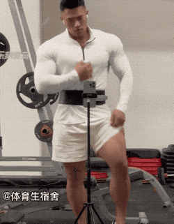 【帅哥】这位肌肉教练竟因太大而遭嫌弃,网友:我要我要(组图) - 16