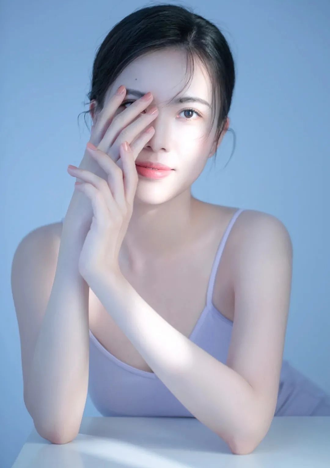 【美女】25岁“健身女神”又纯又欲,0.7的腰臀比果然不一般,网友:我心动了…(组图) - 2