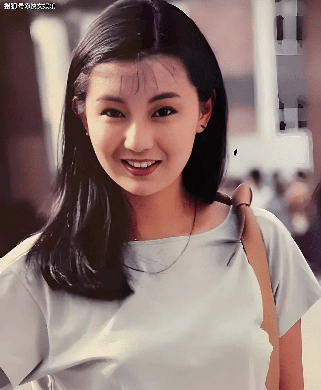 60岁张曼玉现身巴黎歌剧院，侧身照少女感满满...（组图） - 3