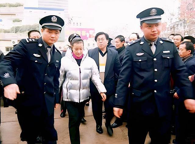 刘晓庆更换头像上热搜！她与第7个男人王建中的官司被人扒出（组图） - 10