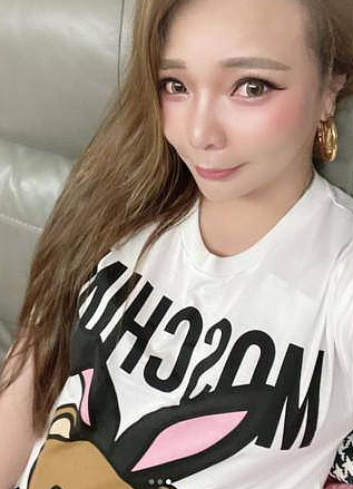 恭喜终于离婚！被老公骑身上家暴，心灰意冷转头爱女？（组图） - 19