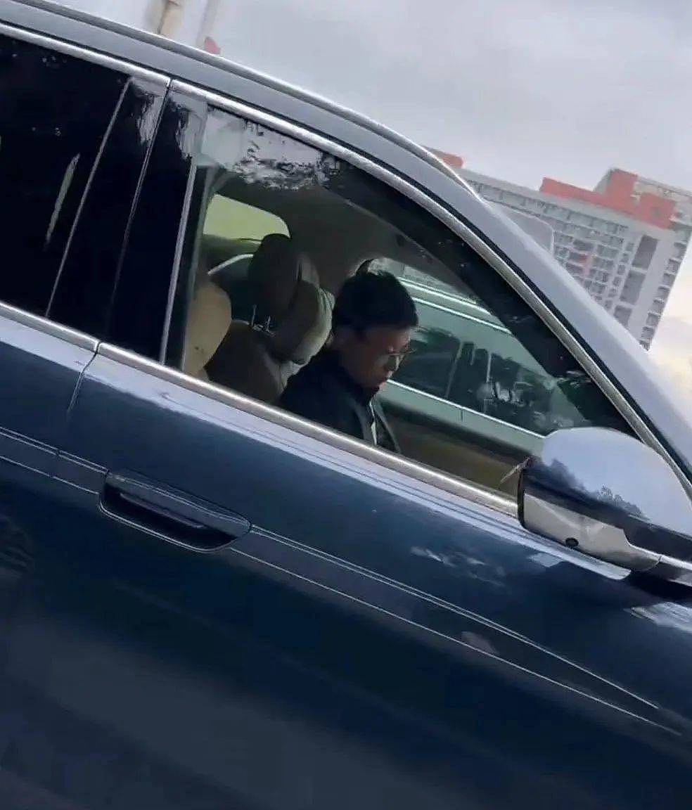 余承东回应“开车睡觉“:低头看了下手机,已交罚款,扣了分(图) - 1