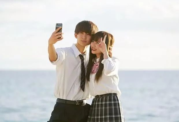 炸裂！日本俩高中生恋综后怀孕结婚！五年后，男方赌上一切，当牛郎了...（组图） - 2