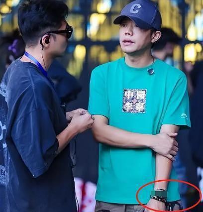 这下麻烦大了，凤凰传奇再迎噩耗，曾毅到底动了谁的“蛋糕”？（组图） - 3