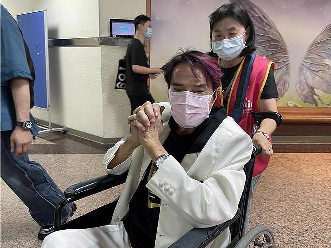 92岁歌王因肺炎感染后离世，遗憾无法见妹妹最后一面（组图） - 4