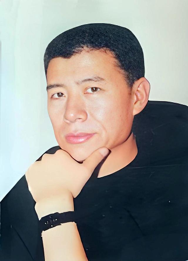 刘晓庆更换头像上热搜！她与第7个男人王建中的官司被人扒出（组图） - 5