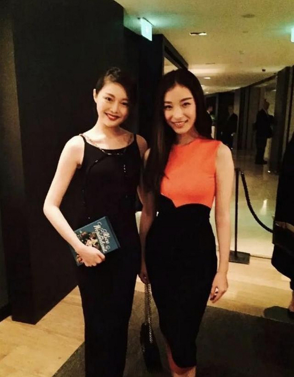 晚晚直播再掀争议：红极一时的“豆瓣三大女神”，为何全塌房了？（组图） - 16