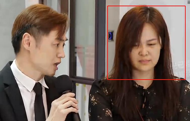 恭喜终于离婚！被老公骑身上家暴，心灰意冷转头爱女？（组图） - 37