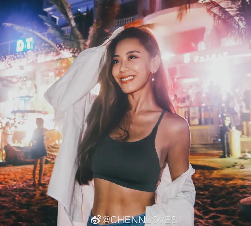 【美女】又白又圆！极品女大！好身材根本包不住！（组图） - 1