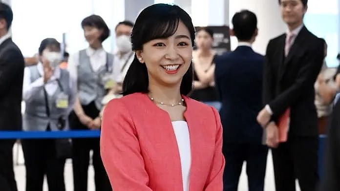 日本最美公主性感泳装照、热舞视频全网疯传!宫内厅急了…(组图) - 4
