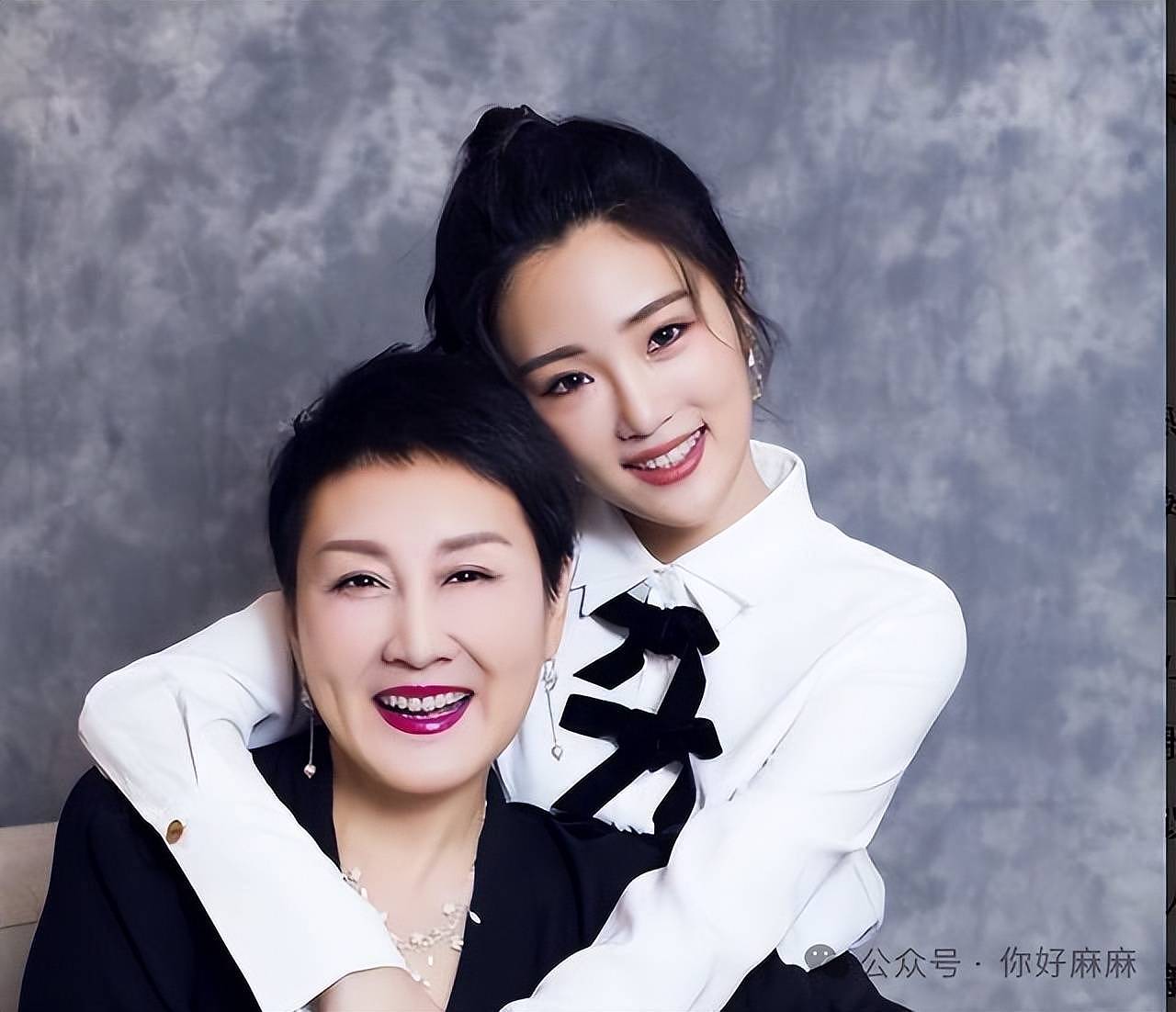 张凯丽没想到,27岁女儿上综艺,自己老脸都丢尽了(组图) - 2