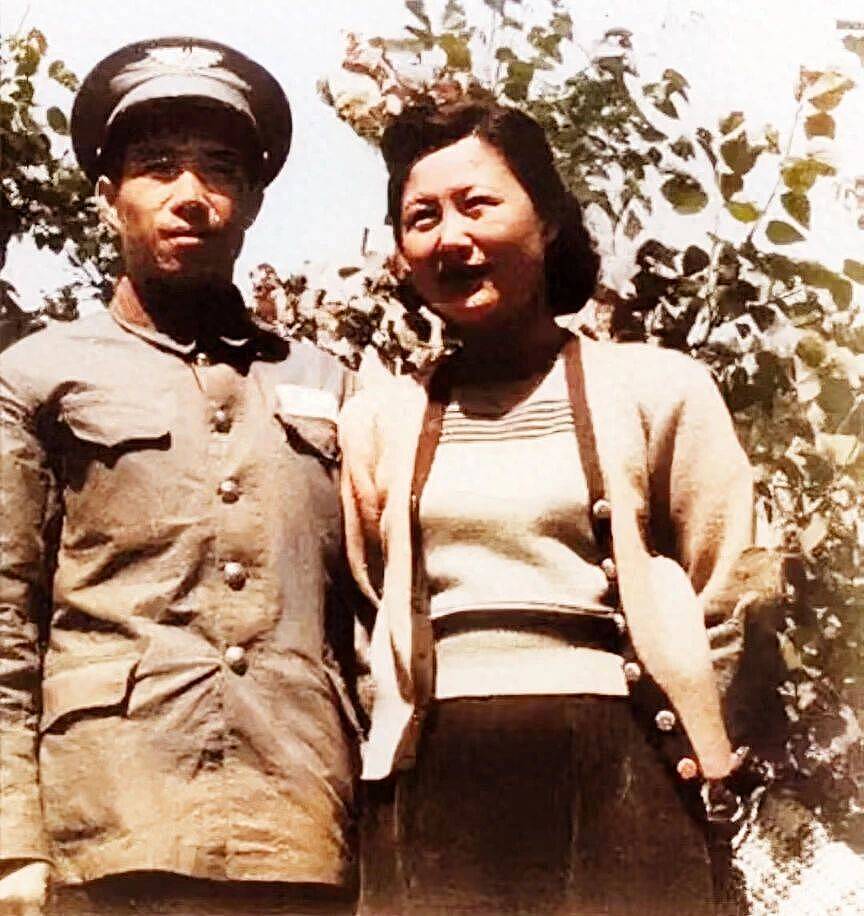 秦怡：再婚嫁金焰，一个屋檐下分居30年，婚姻催泪（组图） - 11