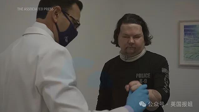全球首例移植全脸手术男子结婚！车祸毁容换脸后拍视频爆红，网恋美女护士成功（组图） - 6