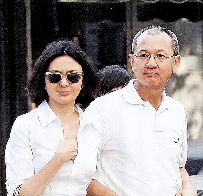 住上亿豪宅，经历5段情史，始终无儿无女，63岁的关之琳后悔了吗（组图） - 8