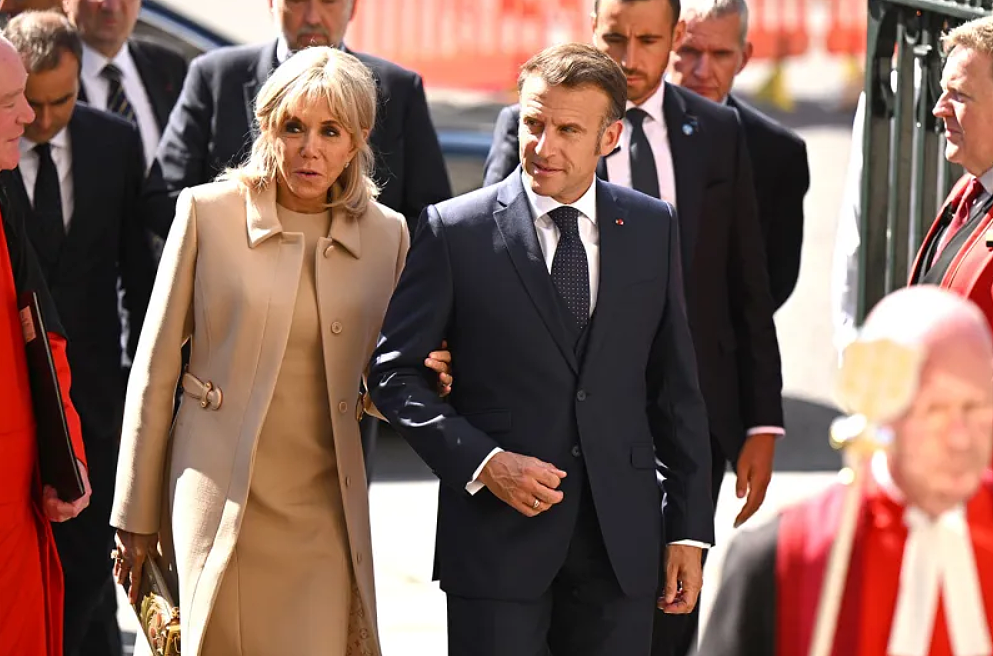 凯特才是英法国宴主角！公主卷发迷倒马克龙，法国总统对威尔士王妃偷抛媚眼，根本无法移开视线（组图） - 11