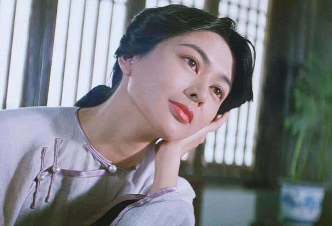 住上亿豪宅，经历5段情史，始终无儿无女，63岁的关之琳后悔了吗（组图） - 11