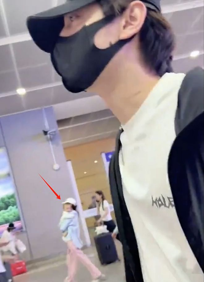 红不过十天就塌房！男星田栩宁疑似孕期出轨，湖南台又要打码了（组图） - 17
