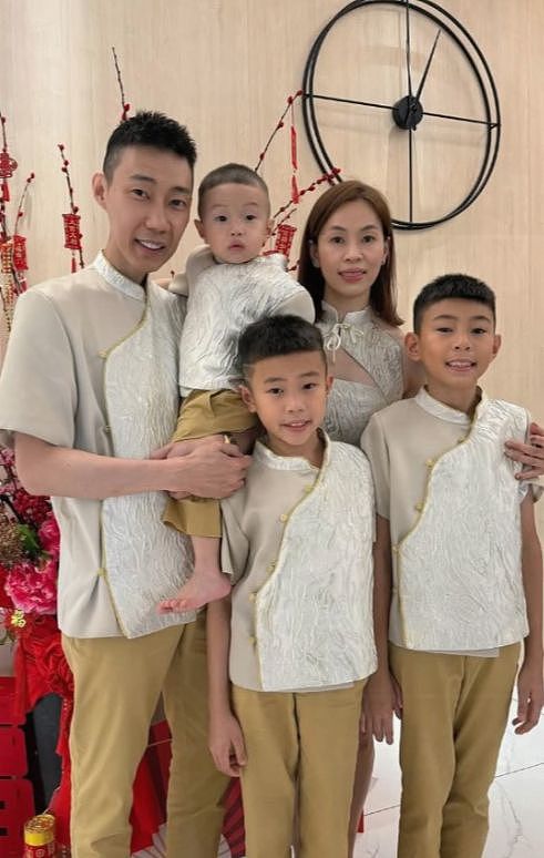 突发！李宗伟官宣四胎女儿出生，癌症康复后仍健壮，比林丹还幸福（组图） - 5