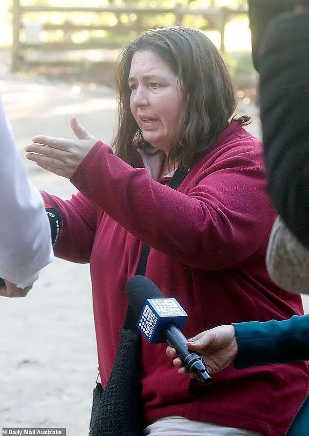澳洲女子给丈夫全家做饭导致多人蘑菇中毒身亡,她坚称无辜,如今水落石出,真是谋杀(组图) - 2