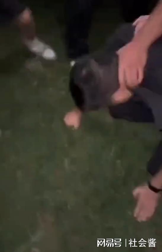 郑州发生仇恨暴力事件！未成年施暴者伪装成gay，把人约出后用棍棒暴打（视频/组图） - 8