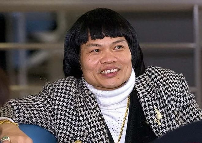 香港知名男星被曝患癌命不久矣，妻子透露仅剩几个月寿命（组图） - 1