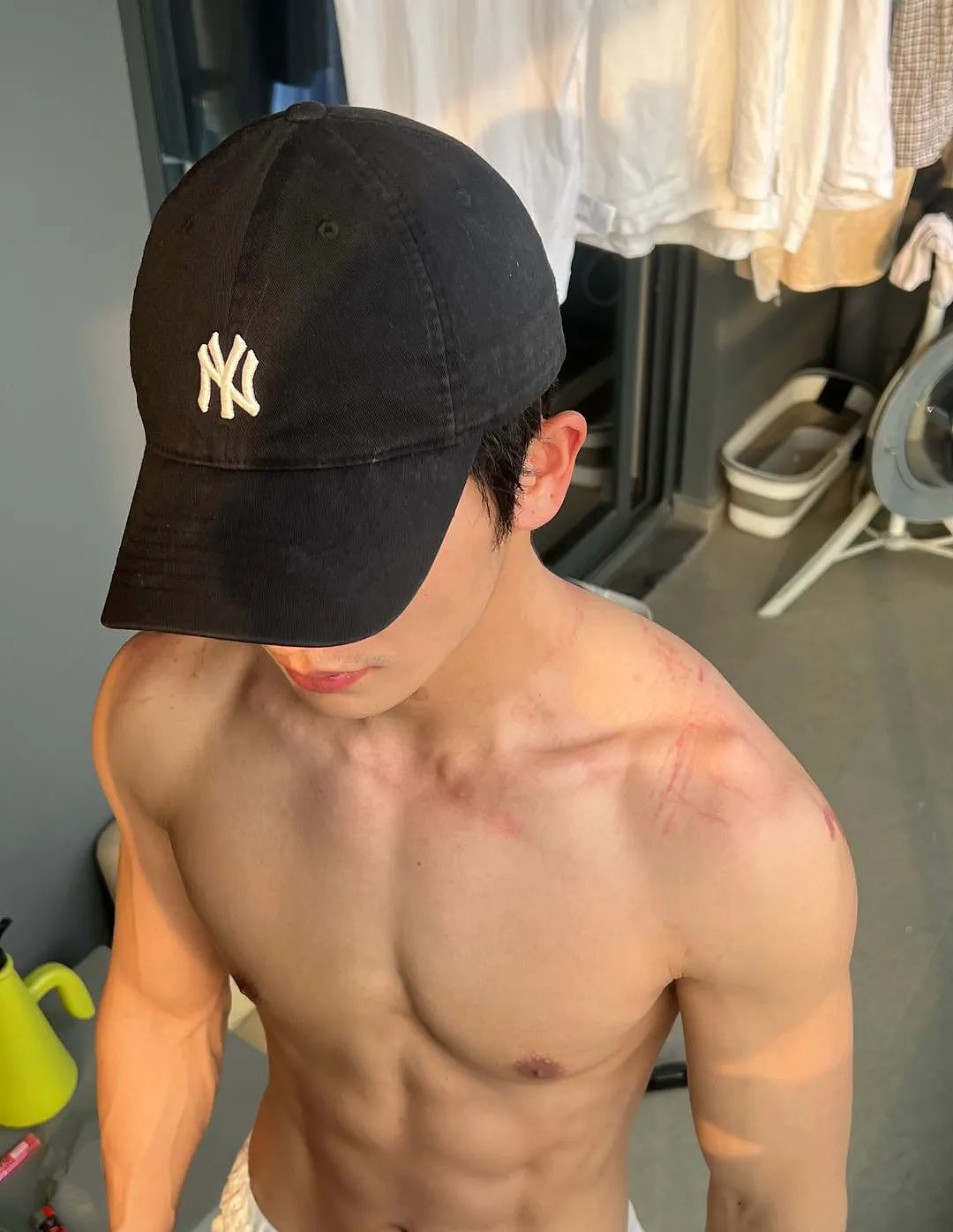 【帅哥】29岁浙江长腿健身细狗,室友视角的斯文眼镜禁欲系,想和他成为室友吗?(组图) - 2